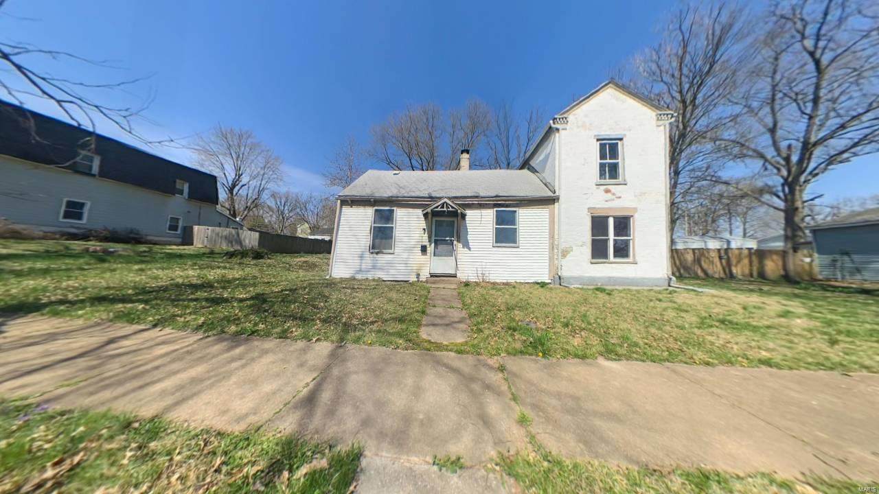 217 Dee Street - Photo 1
