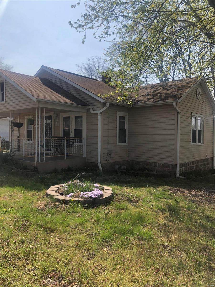 208 Morgan St - Photo 1