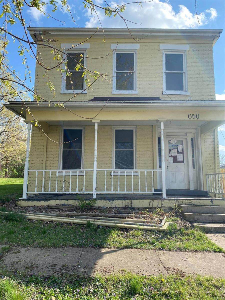 650 Clark Street - Photo 1