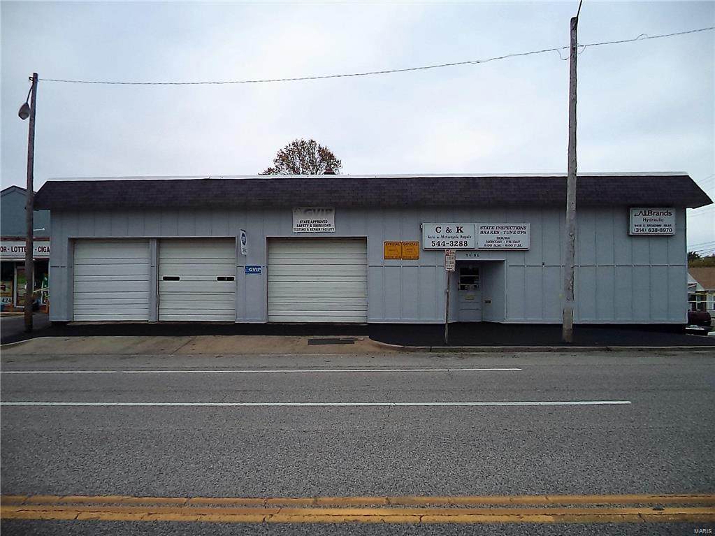 9406 Broadway - Photo 1