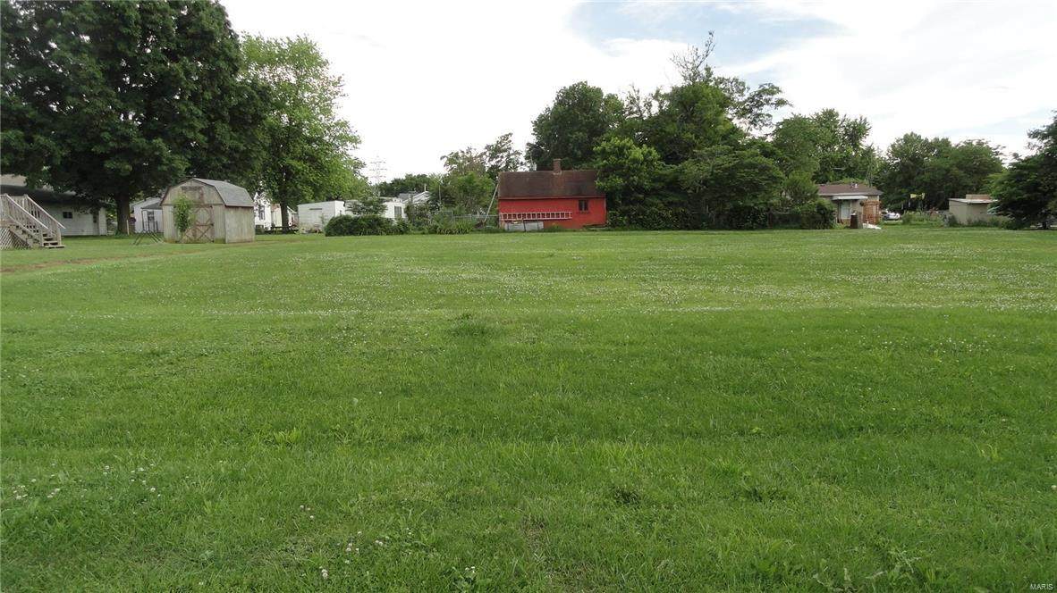 900 Voge Street - Photo 1