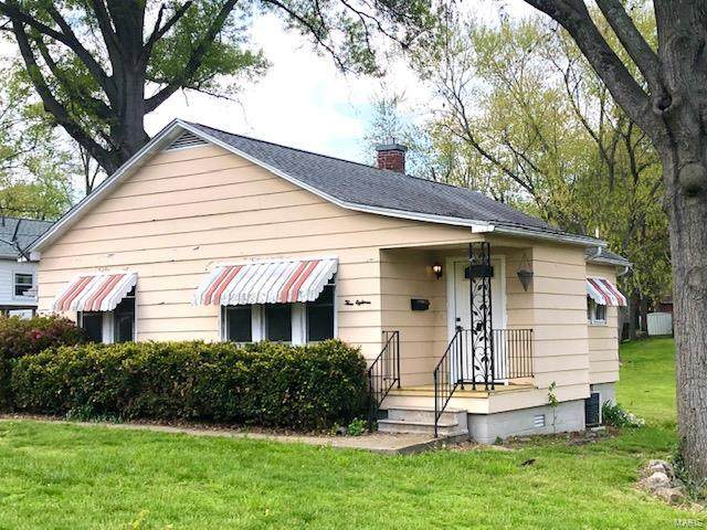318 Winters Avenue - Photo 1