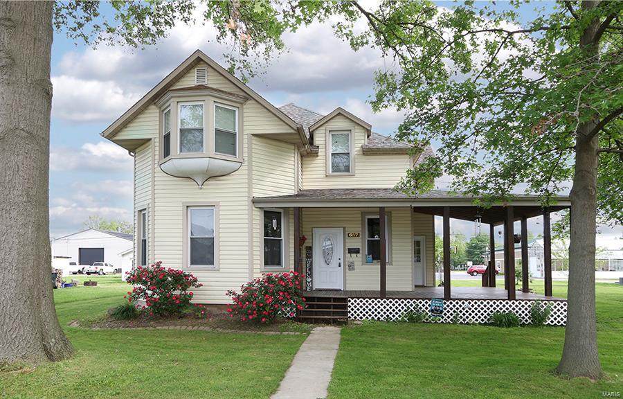 657 3rd Street - Photo 1