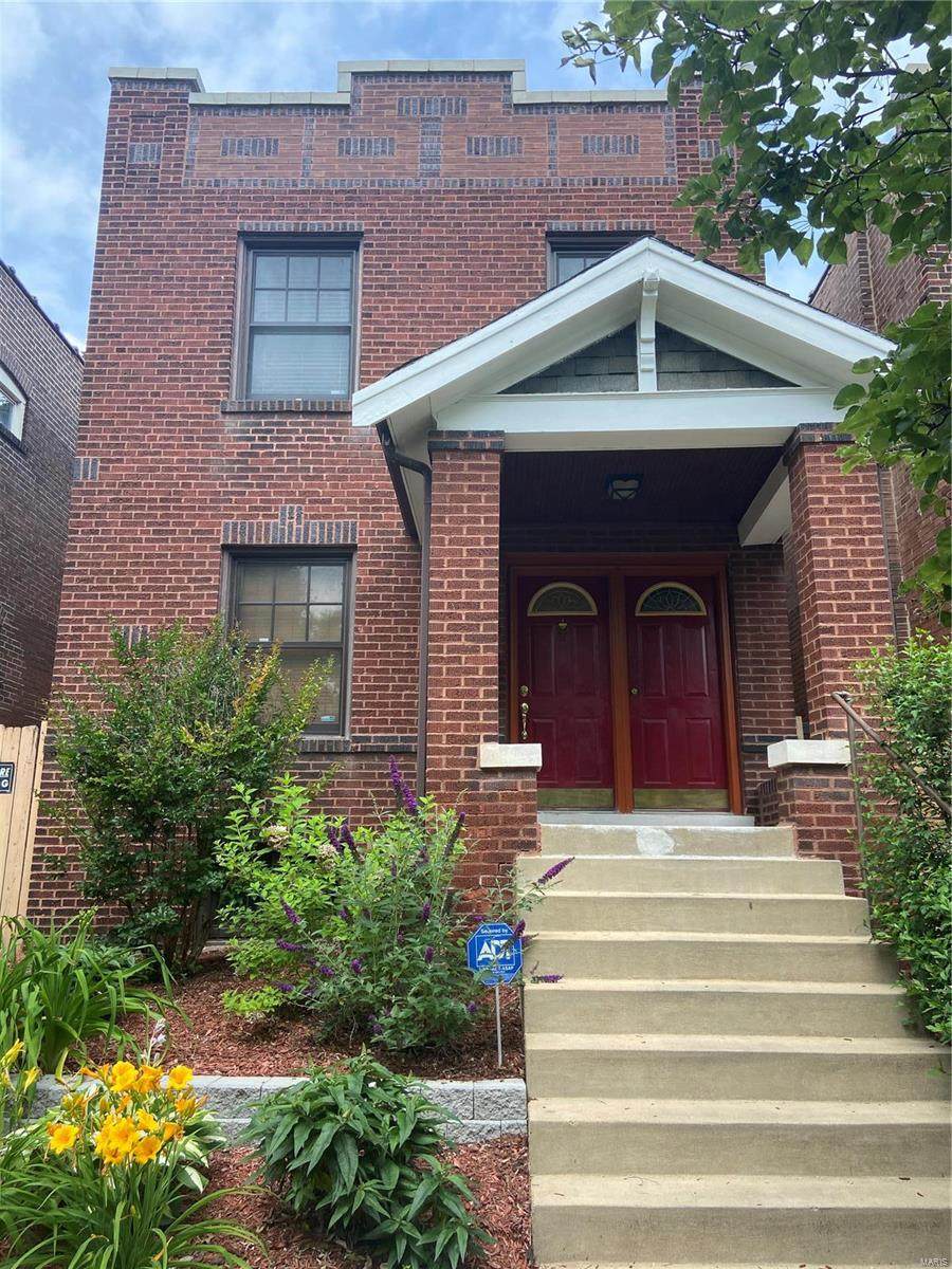 3327 Salena Street - Photo 1