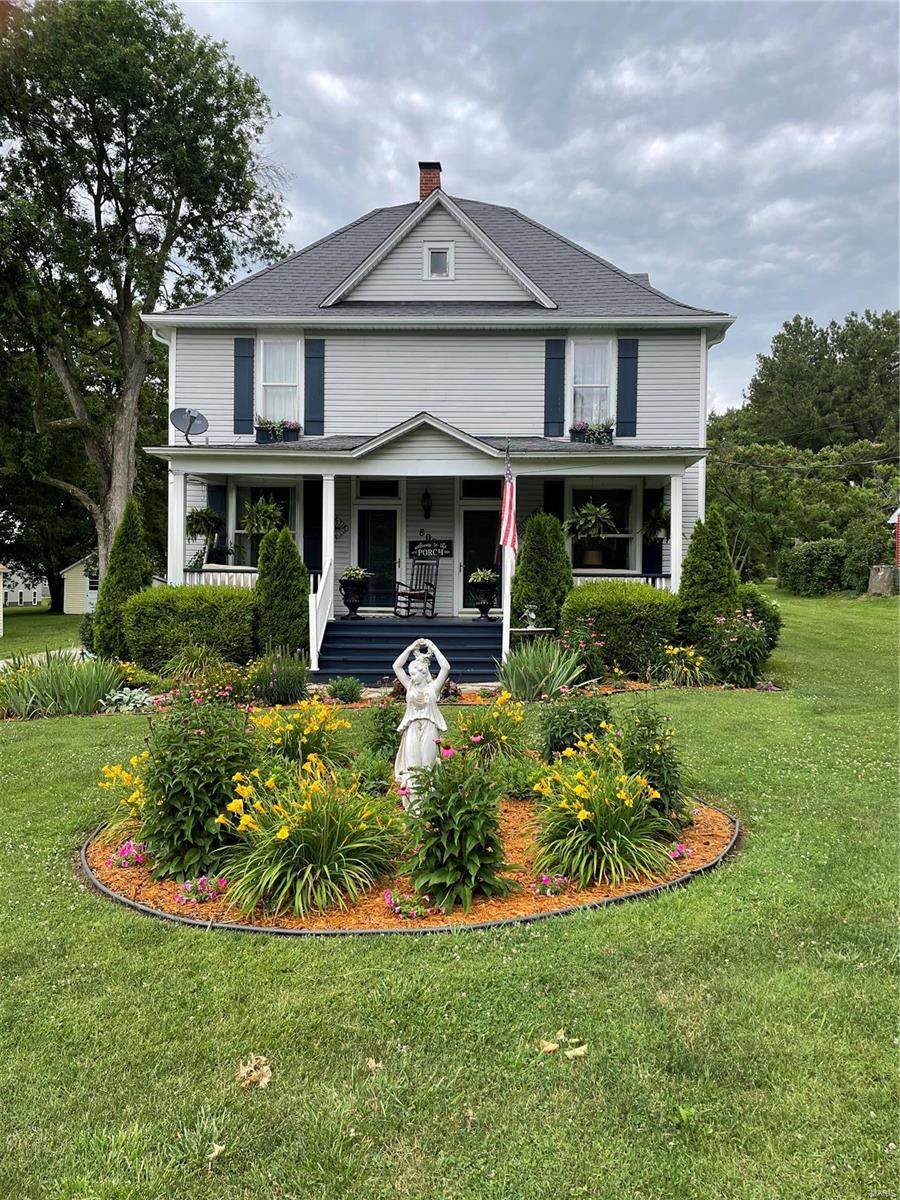 809 Main Street - Photo 1