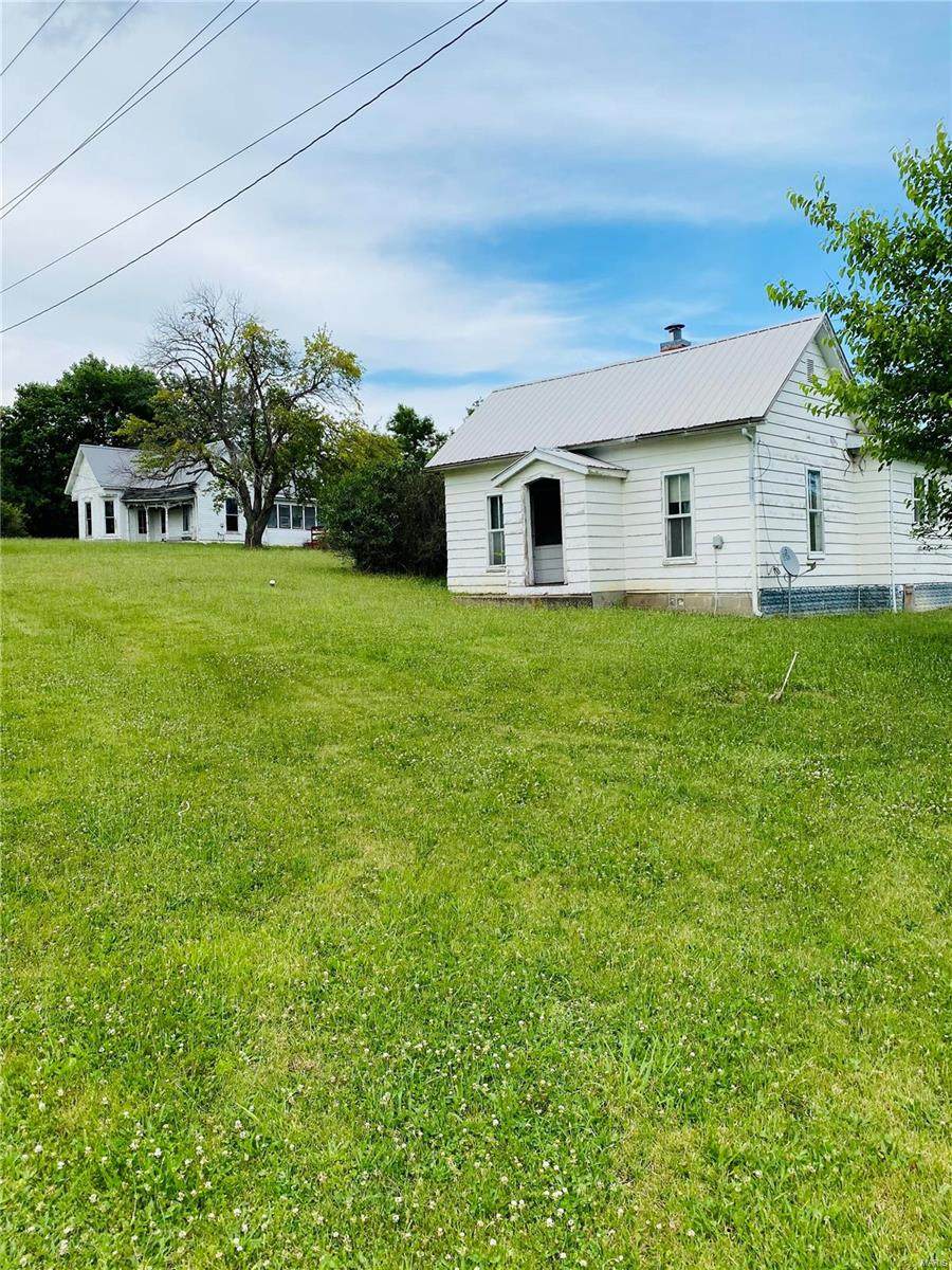 322 N Palmyra Street - Photo 1
