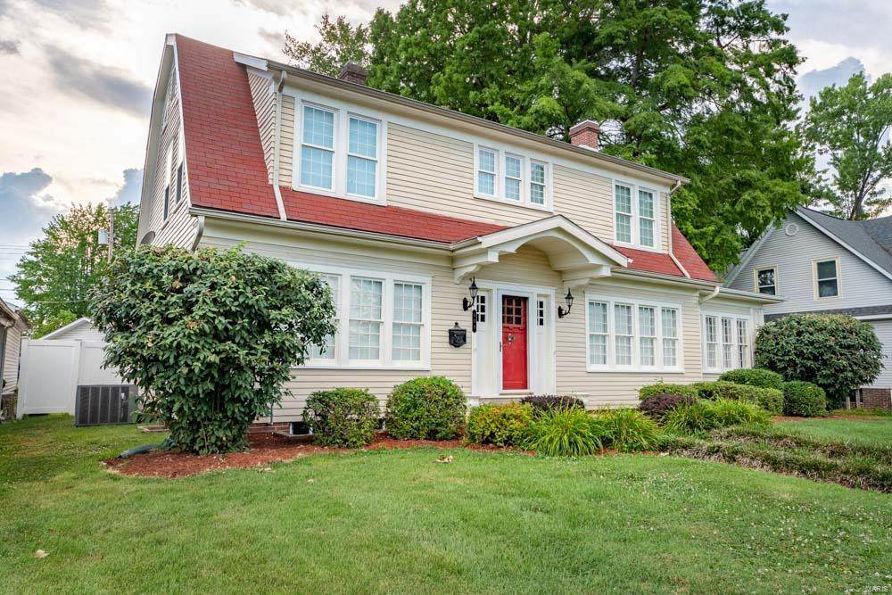 609 13th Street - Photo 1