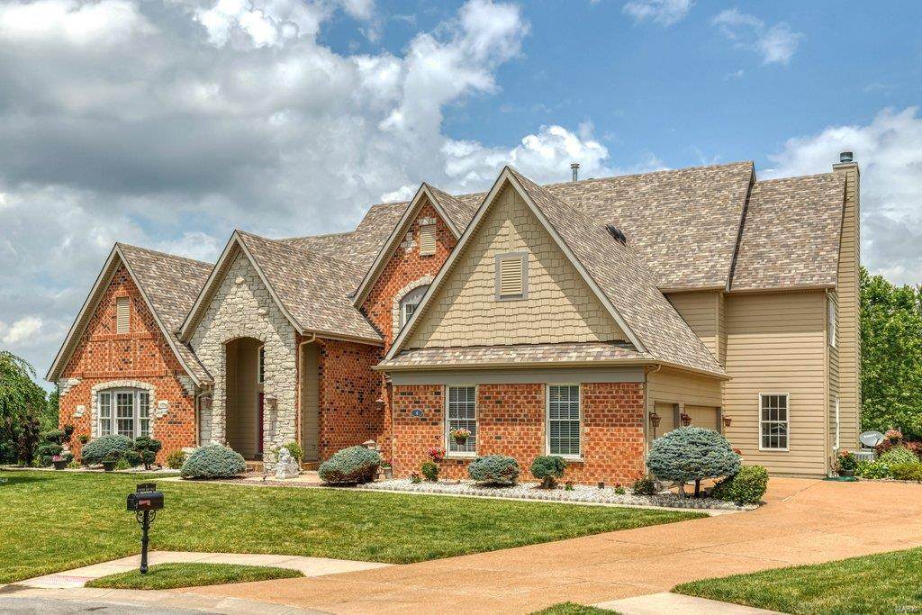 4 Dorothy Ann Court - Photo 1