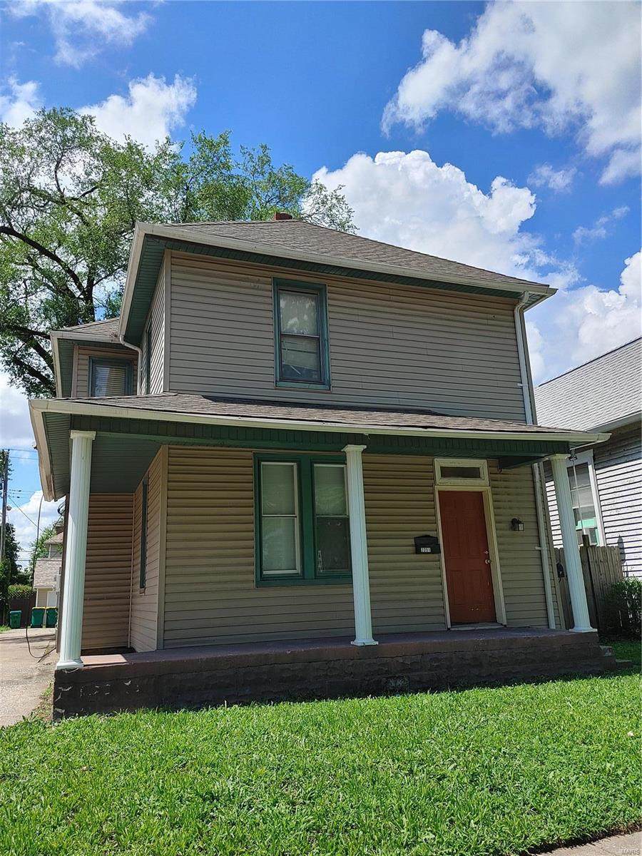2251 Delmar Avenue - Photo 1