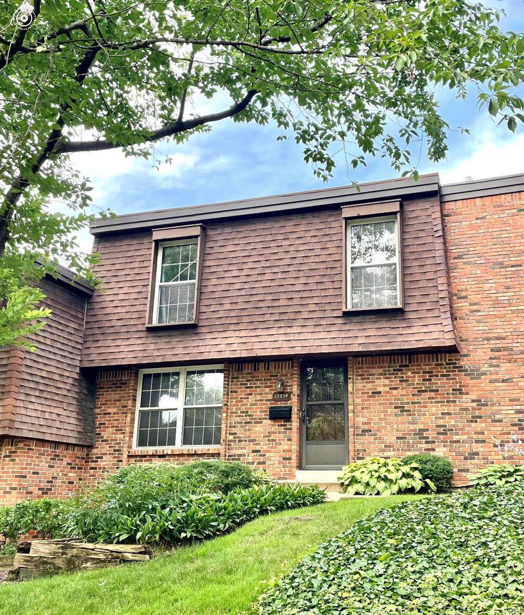 13554 Coliseum - Photo 1
