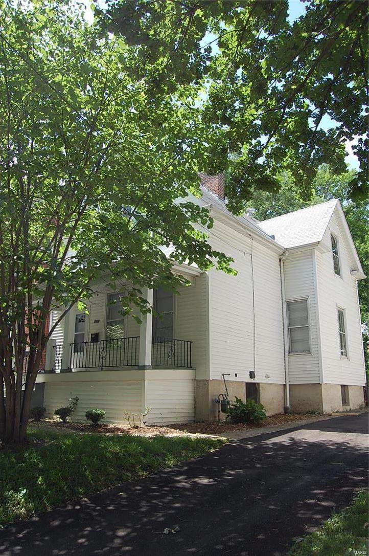 3617 Commonwealth Avenue - Photo 1