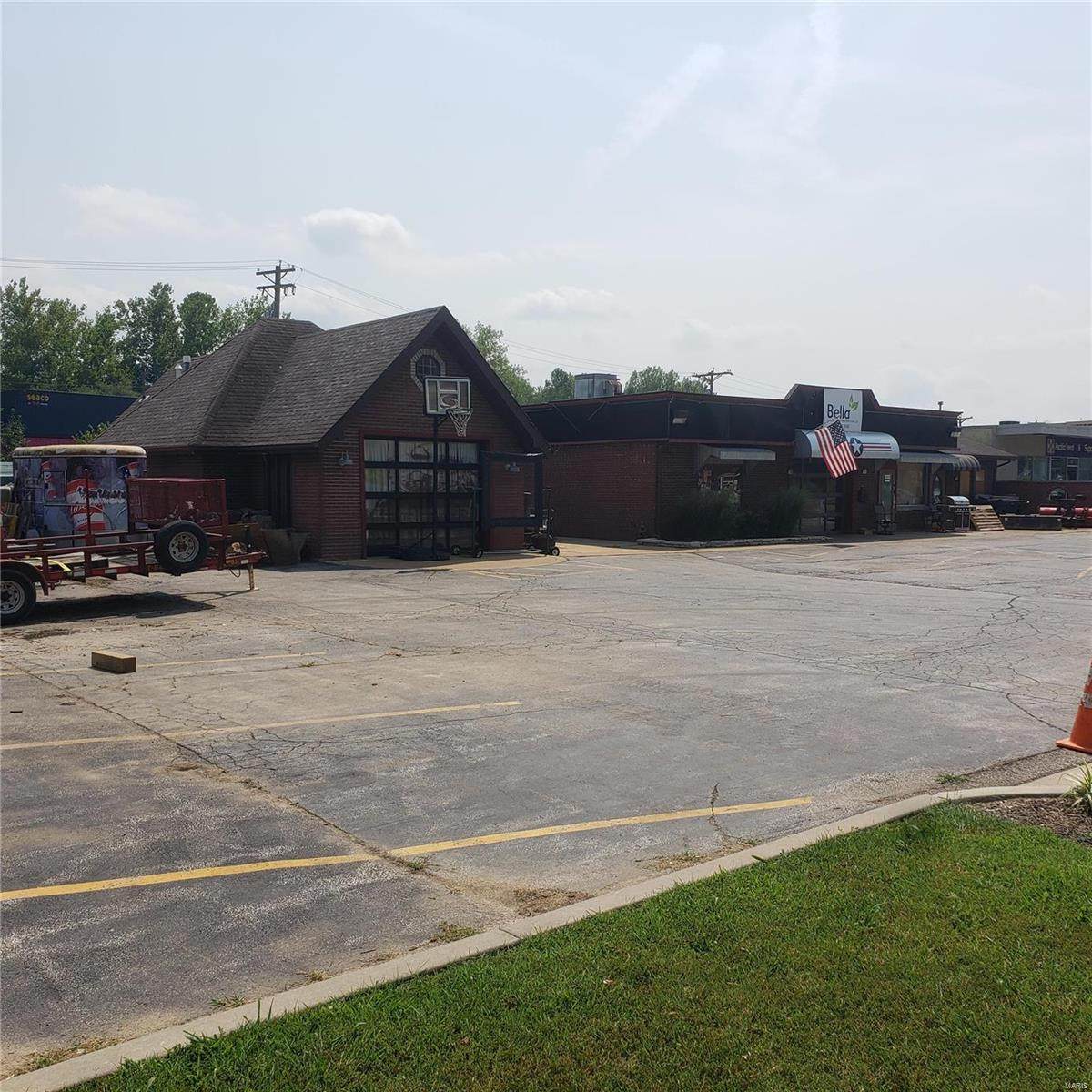 564 Osage - Photo 1