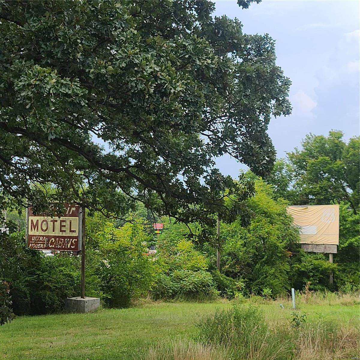 673 Gravois - Photo 1