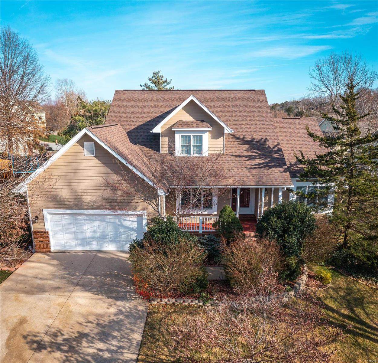 592 Sycamore Drive - Photo 1