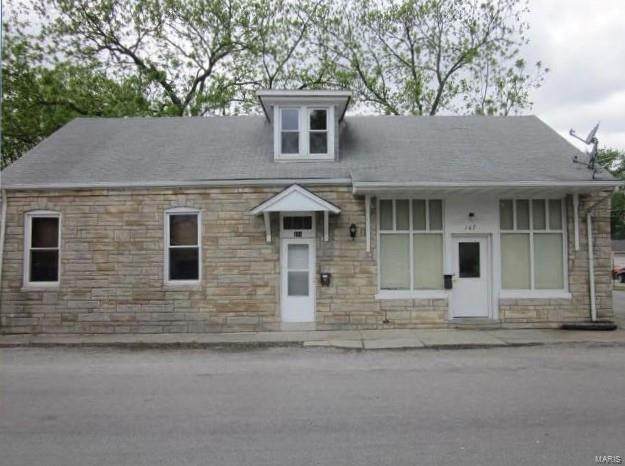 102 Alton Street - Photo 1
