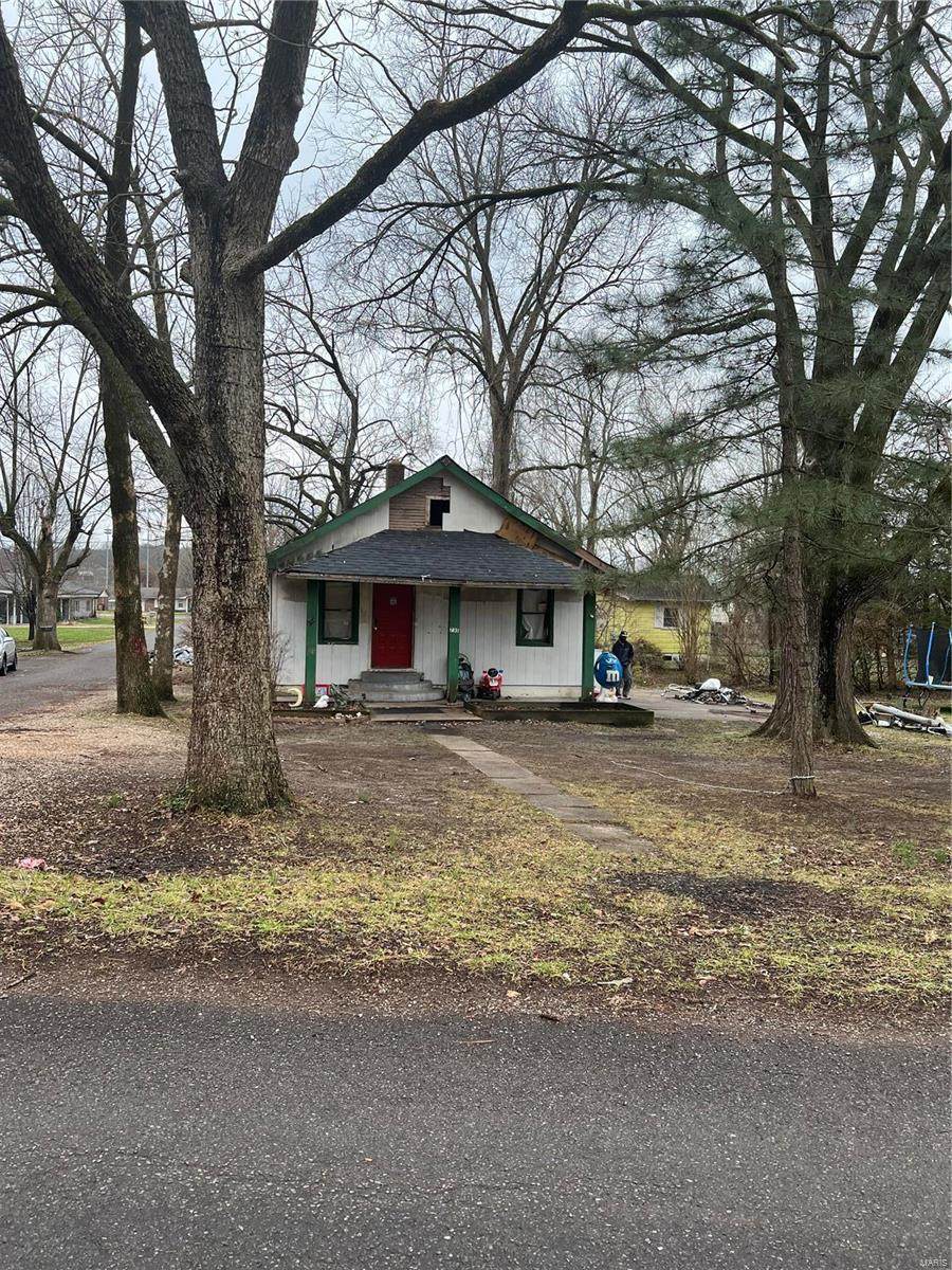 735 Rodney Drive - Photo 1