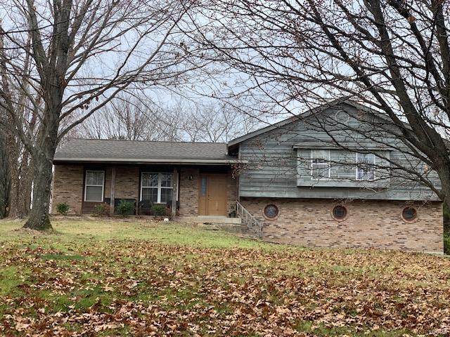 5015 New Melle Oaks Lane - Photo 1