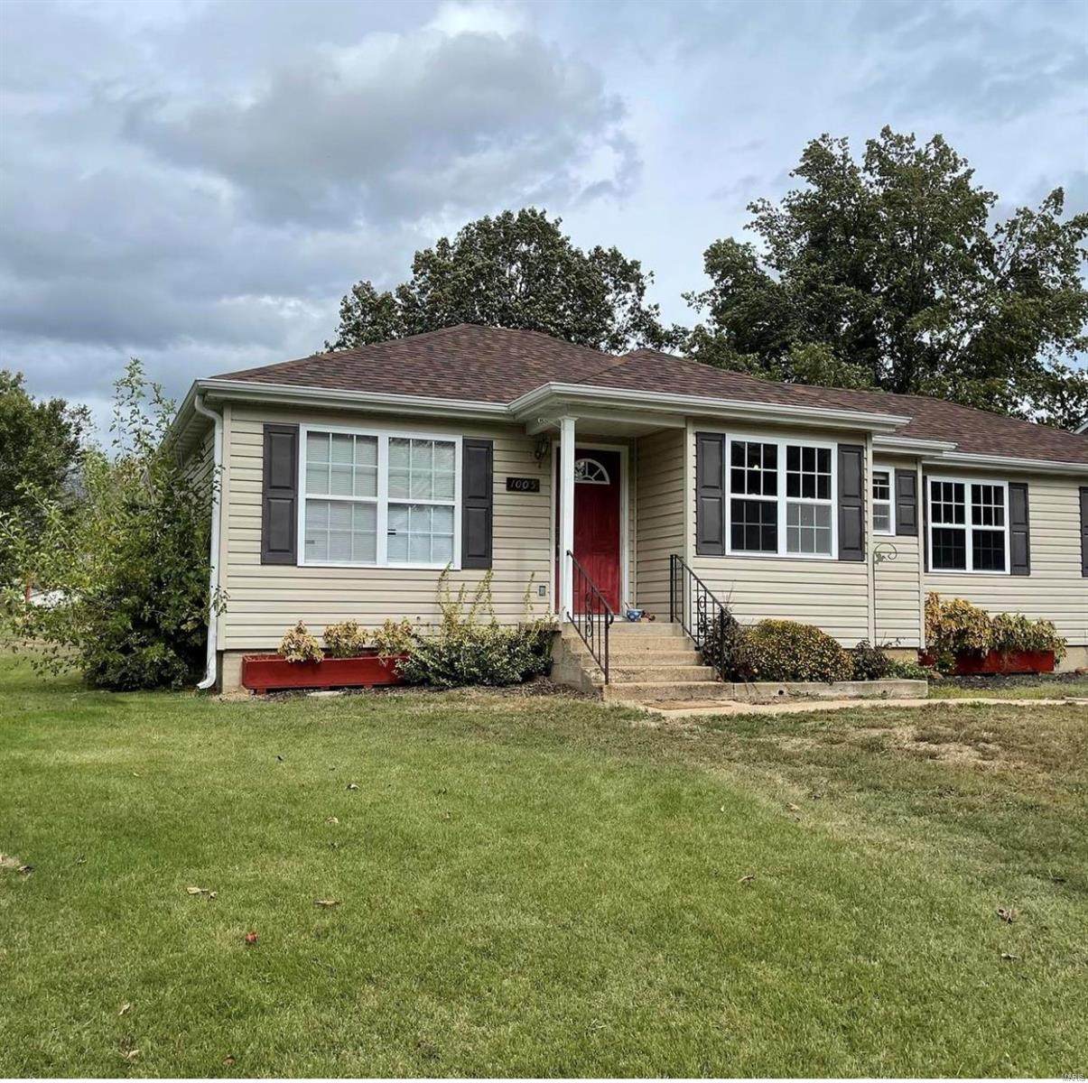 1005 Myrtle - Photo 1
