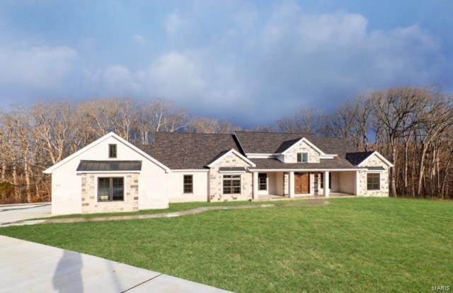 215 Blue Sky Drive - Photo 1