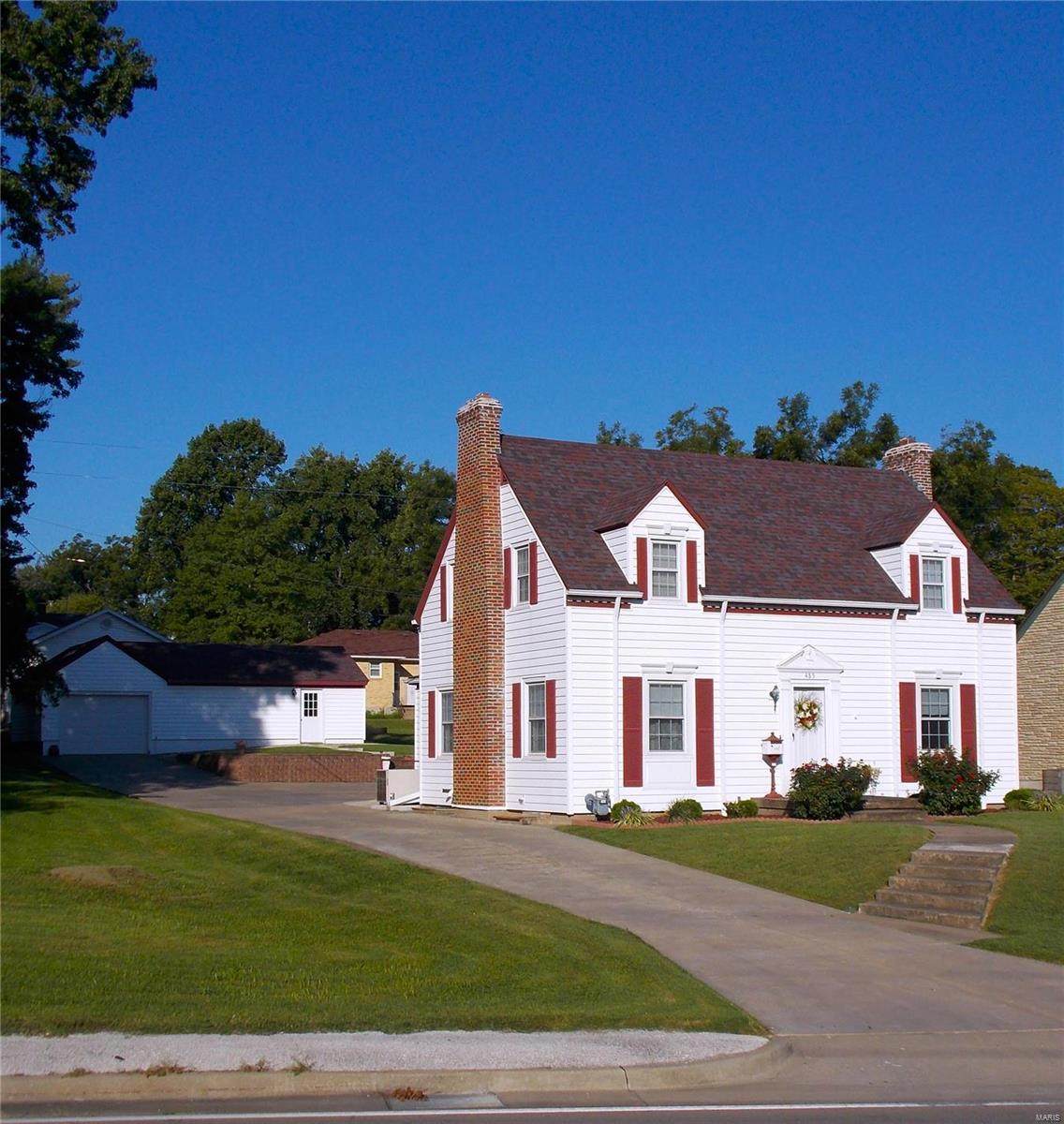 485 South 4th - Photo 1