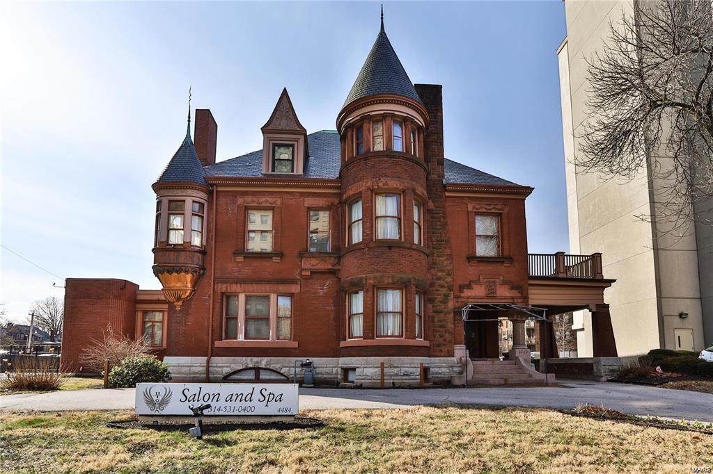 4484 Pine - Photo 1