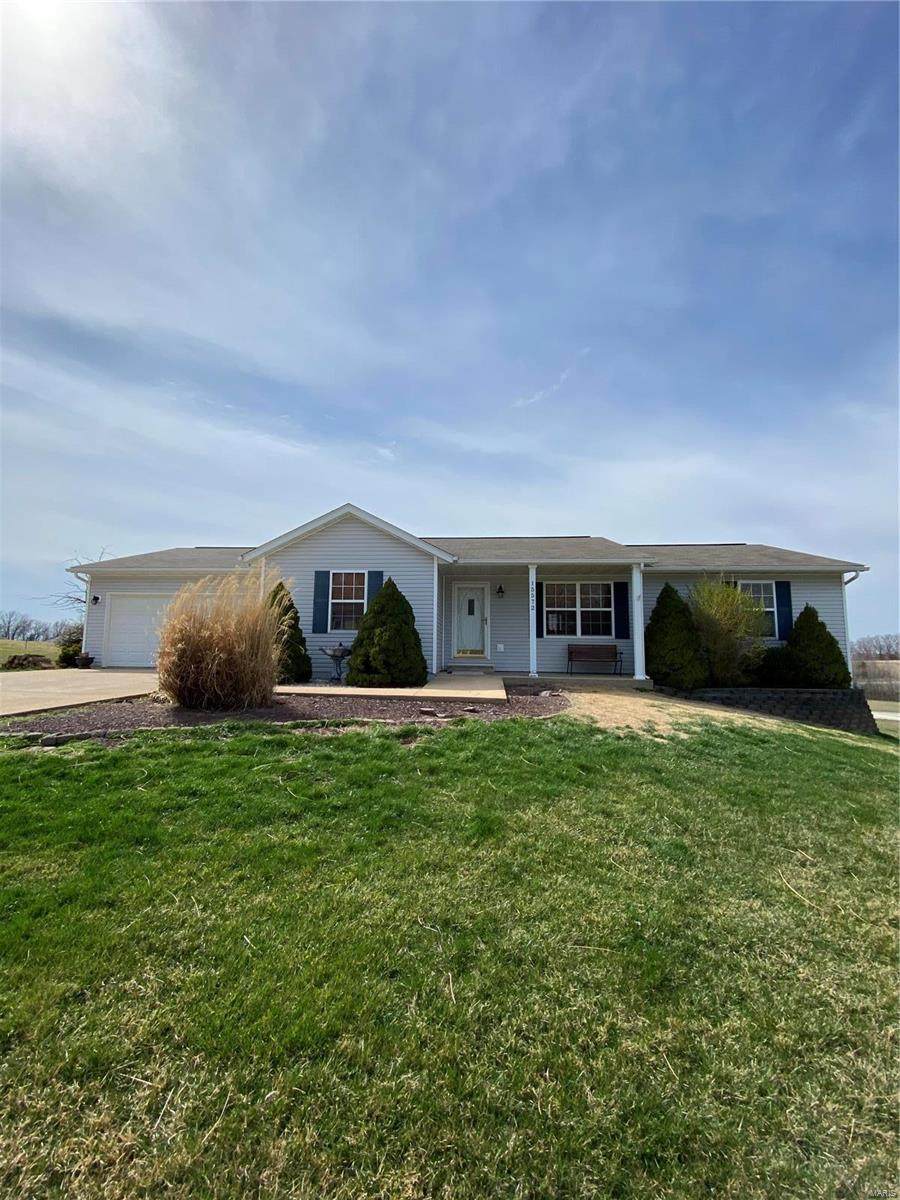 15572 Private Road 469 - Photo 1