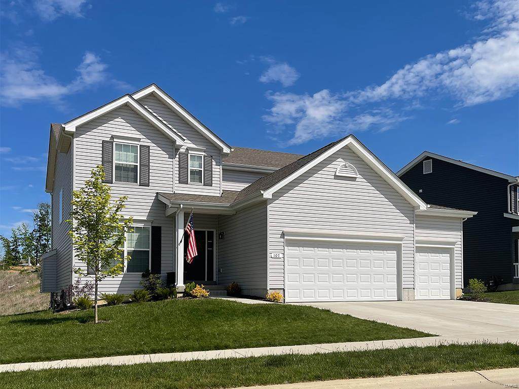 720 Fox Creek Drive - Photo 1