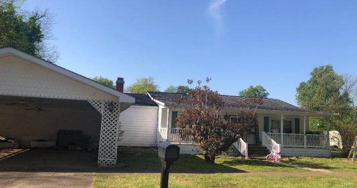 1306 Davis Street - Photo 1