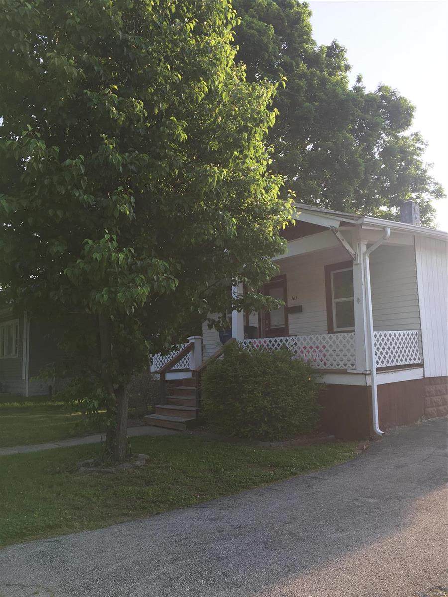 365 10th Street - Photo 1