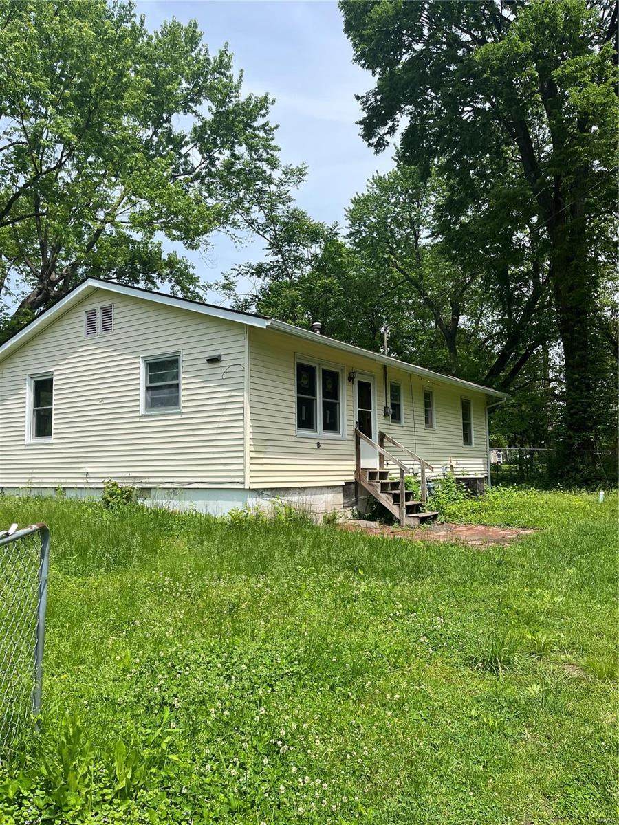 802 Kentucky - Photo 1