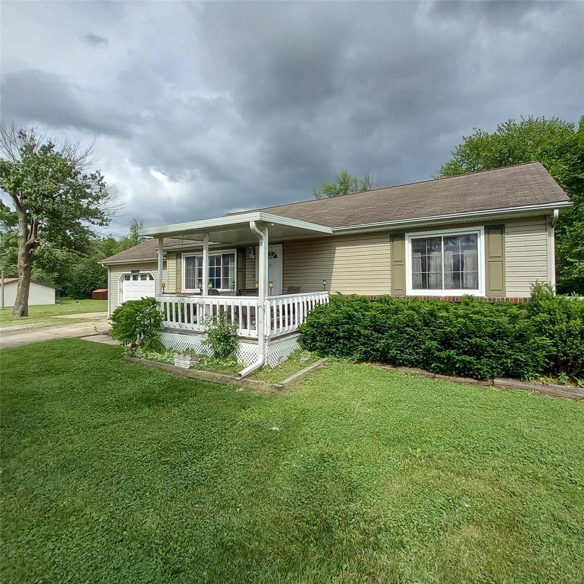 116 Fairway Drive - Photo 1