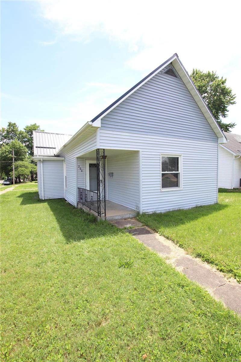 200 Elm Street - Photo 1