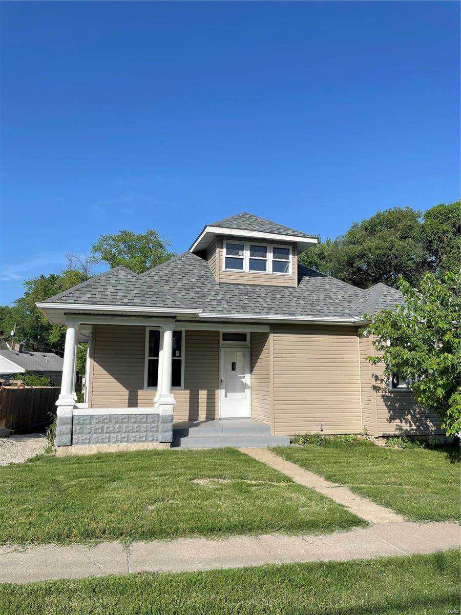 314 Aurora - Photo 1