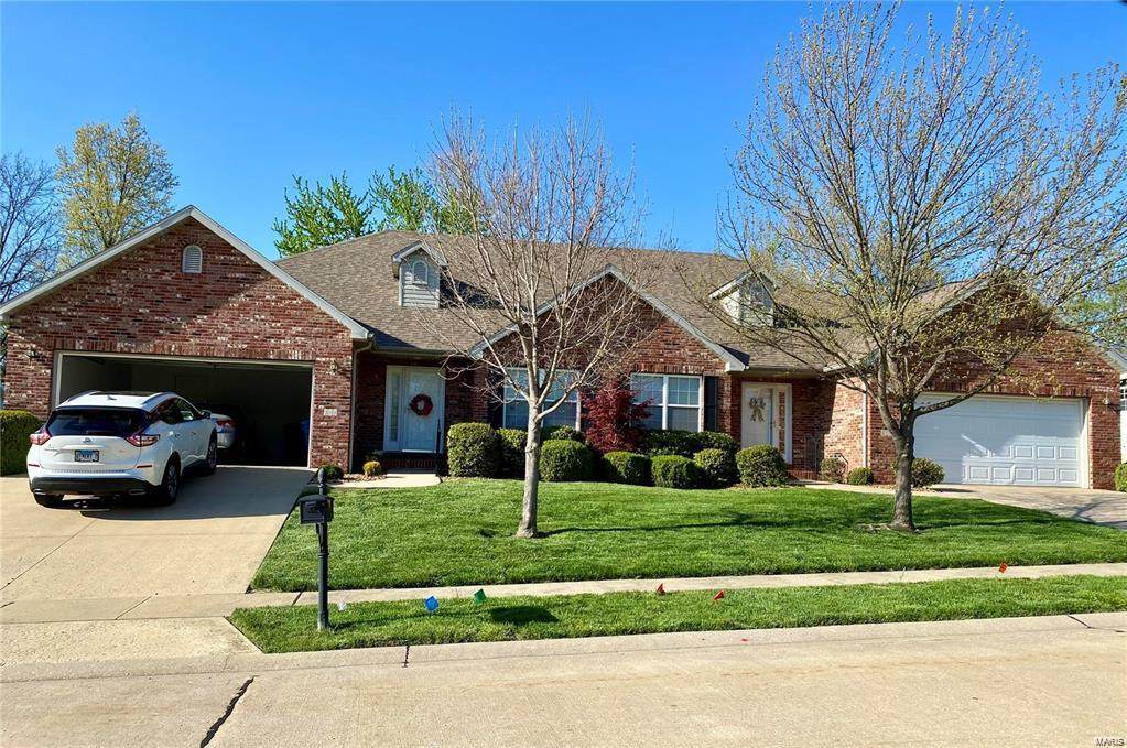 311 Monticello Place - Photo 1