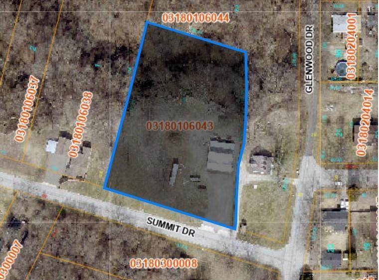 9025 Summit Drive - Photo 1