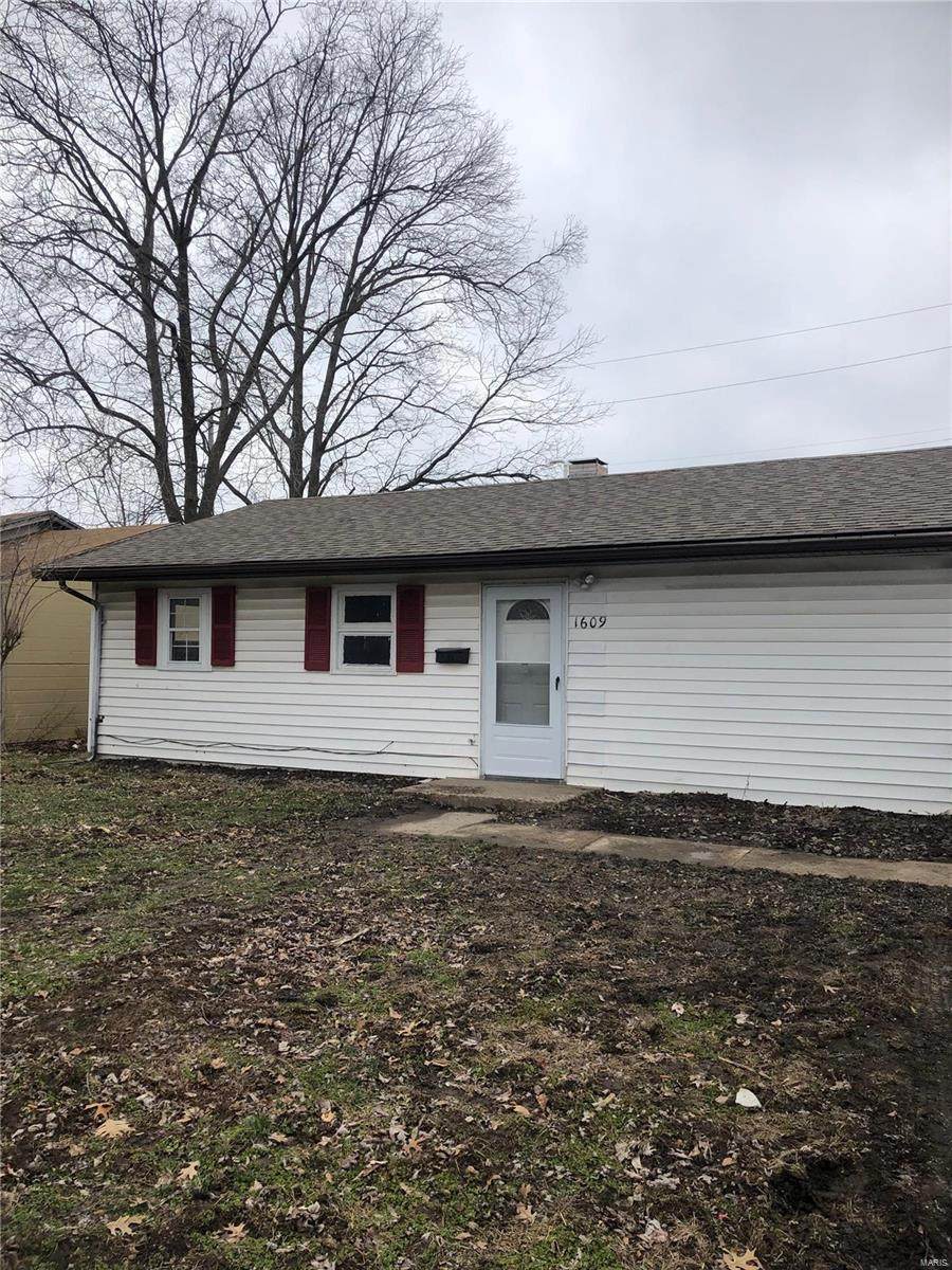 1609 Armand Drive - Photo 1