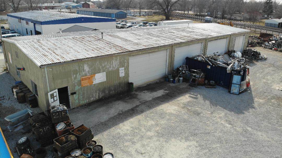 203 Buchanan - Photo 1