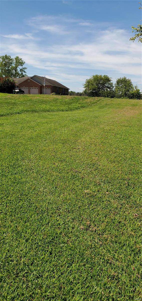 2812 Scenic Lake Drive - Photo 1