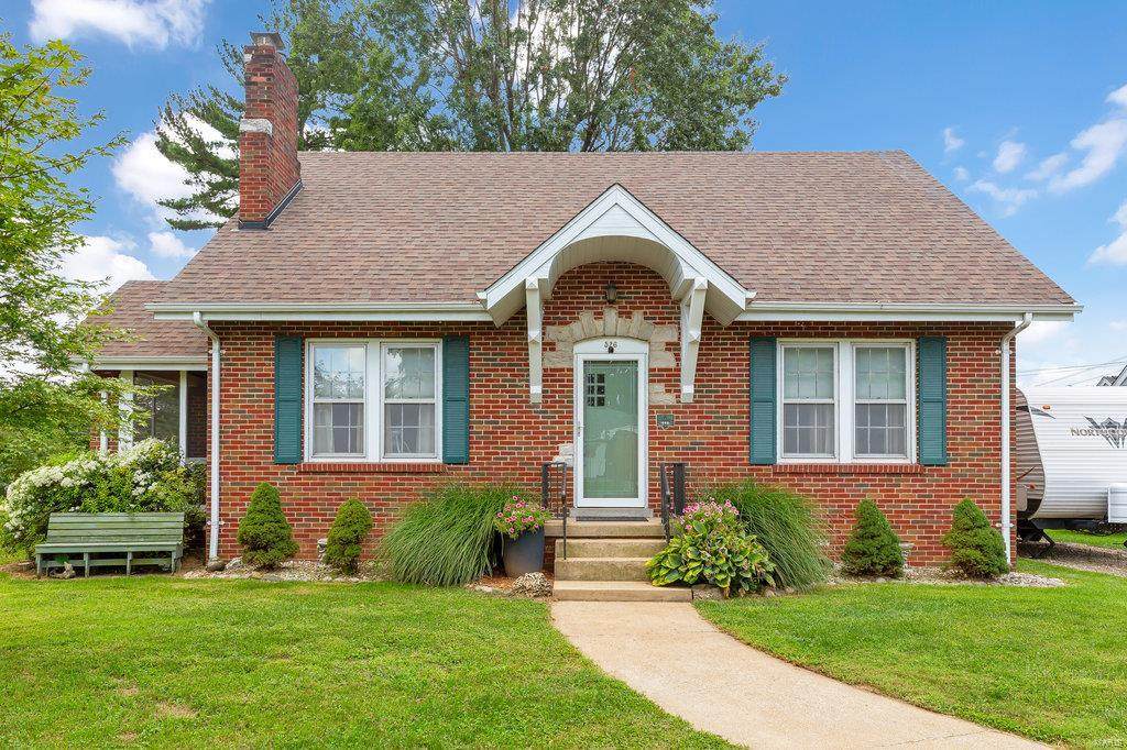 526 Legion Avenue - Photo 1