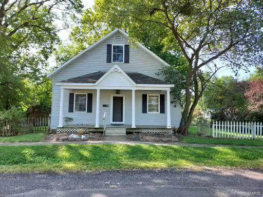 522 Summer Street - Photo 1