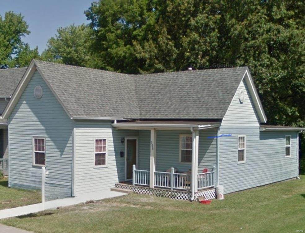 106 6th Street - Photo 1