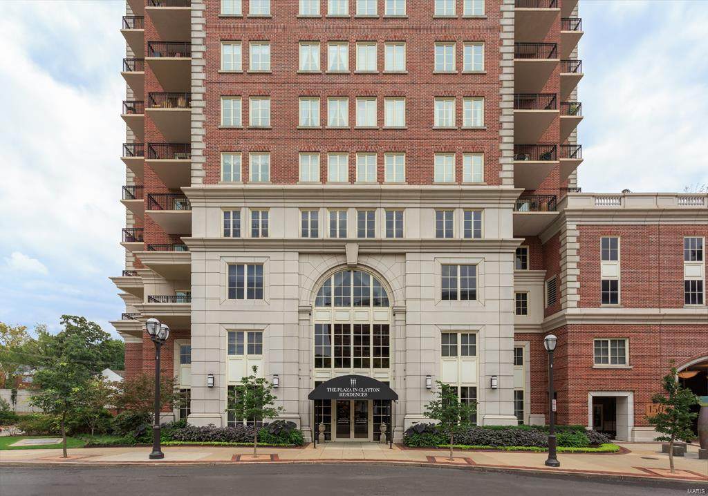 150 Carondelet Plaza - Photo 1