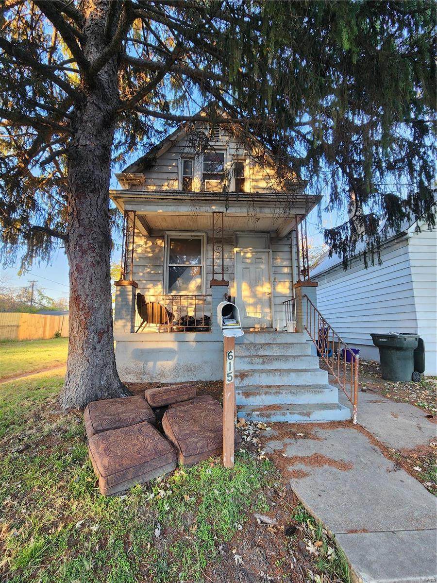 615 Jackson Street - Photo 1