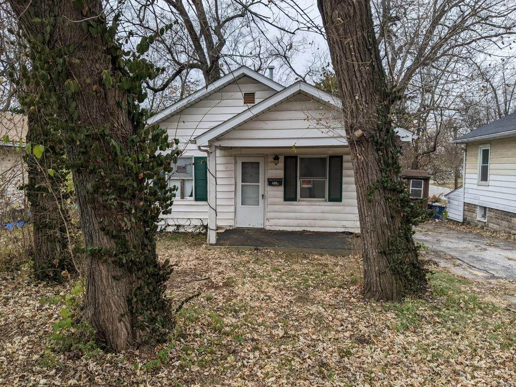 512 Goodfellow Avenue - Photo 1