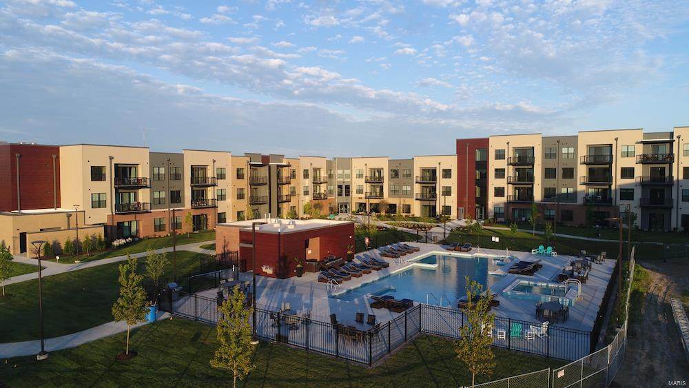 6150 Trace Parkway Drive - Photo 1