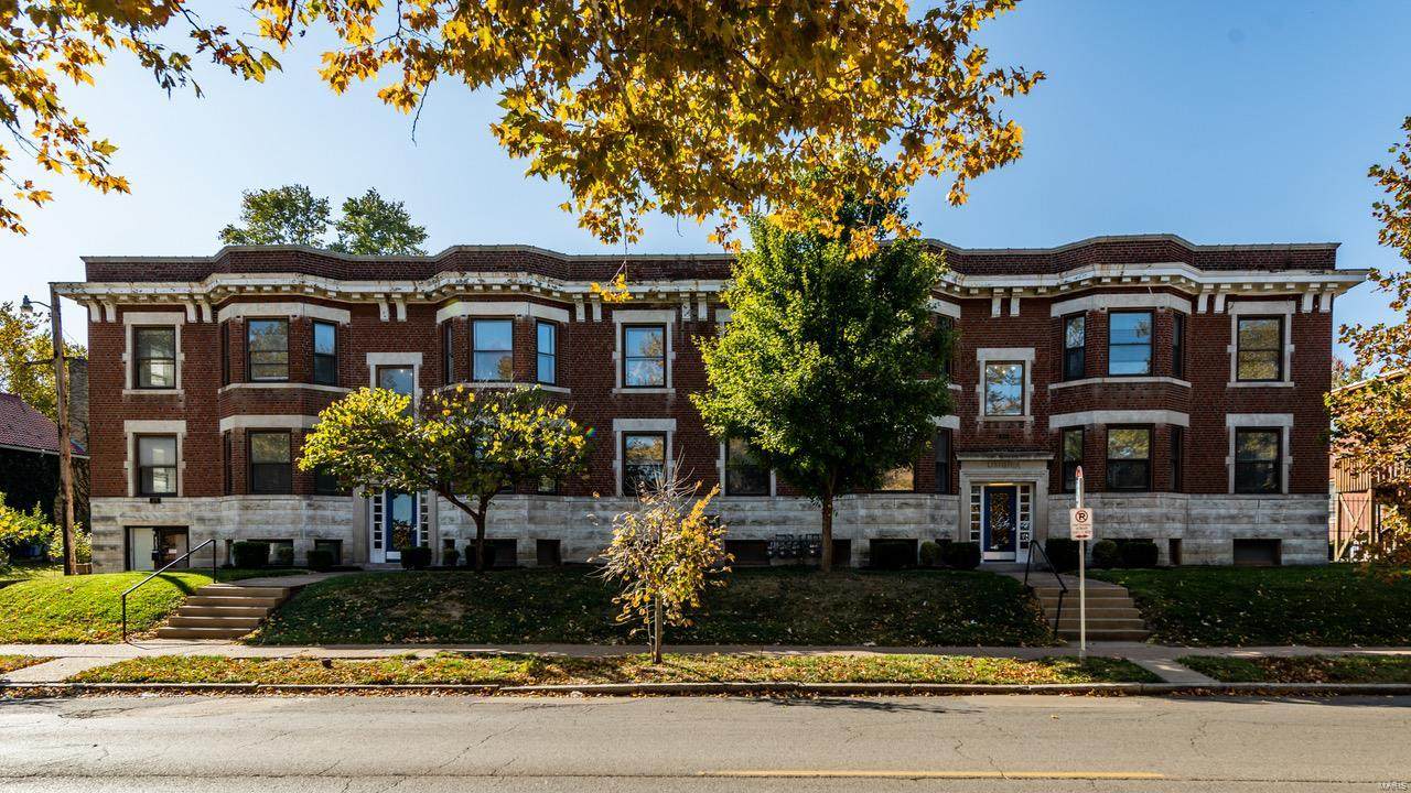 1904 Tower Grove - Photo 1