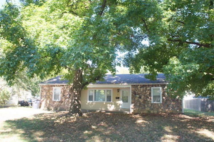 8 Spruce Drive - Photo 1