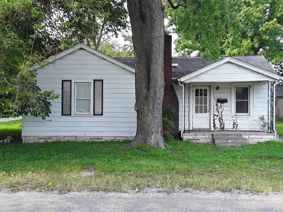 202 Monroe - Photo 1