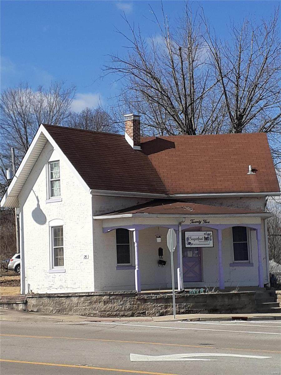 25 Lebanon Avenue - Photo 1