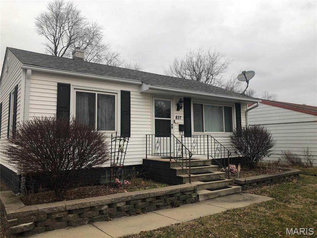 837 70th Street - Photo 1